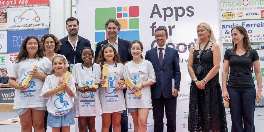 Switch to Innovation Summit premiou 35 projectos de inovação social