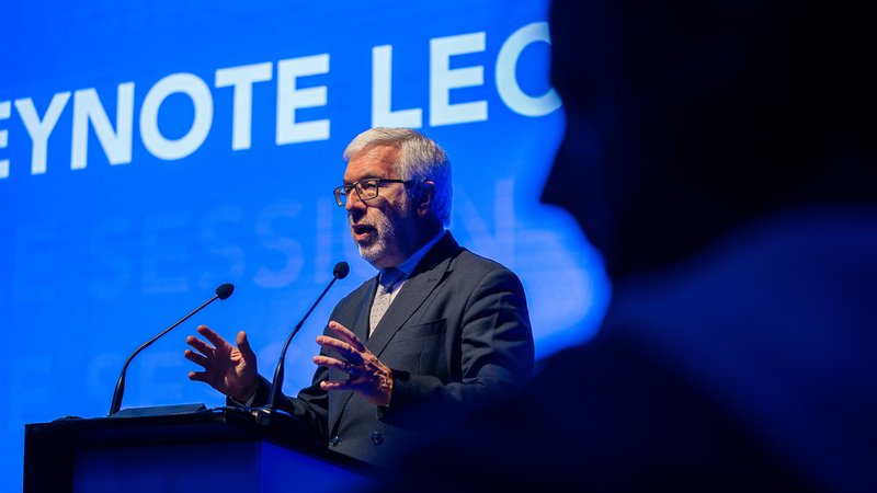 Novo Simplex: Cartão de Cidadão 'contactless' vai servir como título de transporte