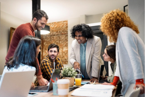 Investir em educação é investir no futuro: Accenture Portugal promove capacitação em Inteligência Artificial